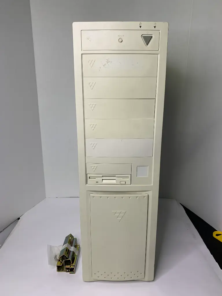 Vintage Computer Tower w/ Pentium III | 384MB RAM | DFI CA64-EC | 53 Trio 64 V2DX