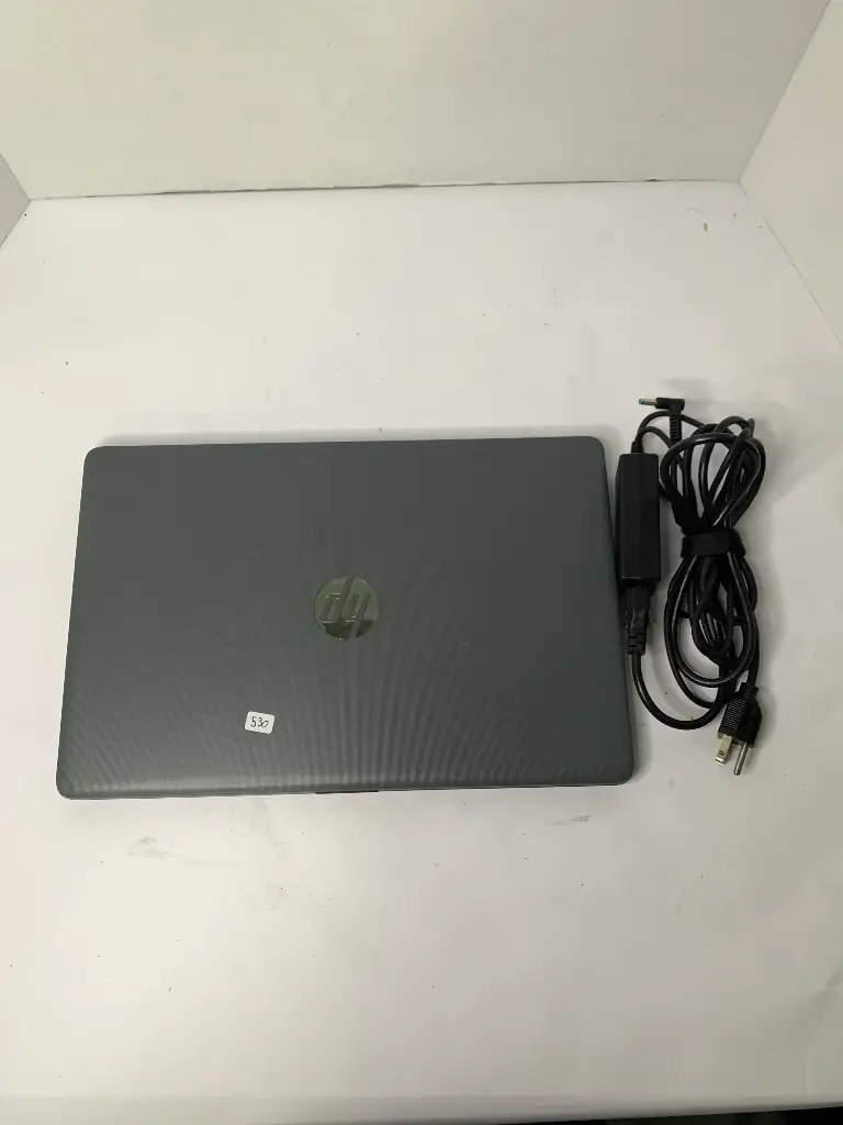 HP Laptop 15 | i5 8250U | DDR4 8GB | 240GB SSD | W11 