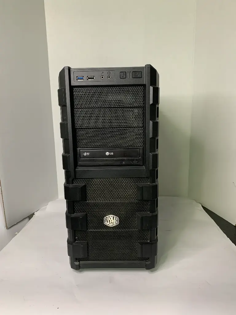 Boitier d'ordinateur CoolerMaster HAF 912