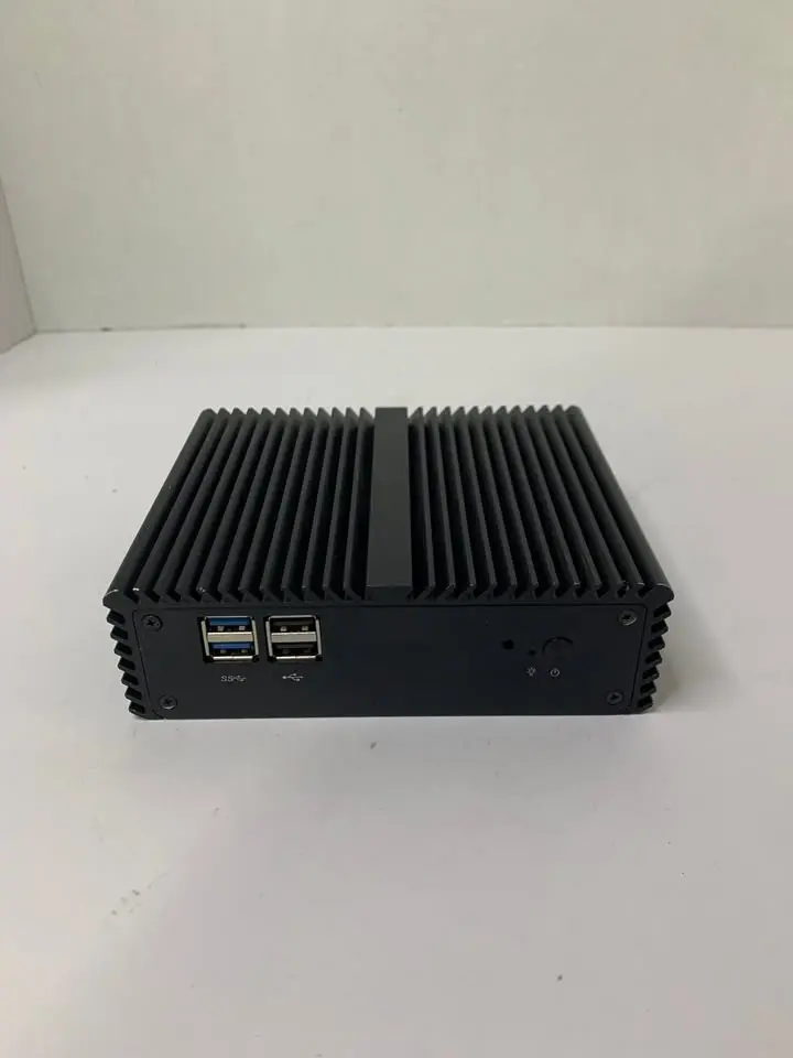 Mini PC - I3-7100U - 8GB DDR4 - 128GB SSD NVME