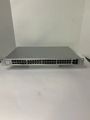 [640] Ubiquiti Unifi 48 Ports Switch 