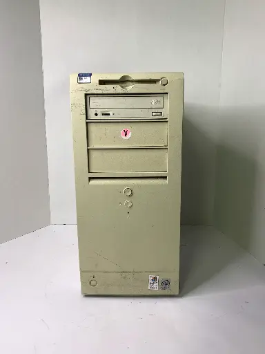 [W-910] Vintage Dell Optiplex GX200 | Pentium III | 128MB RDRAM | 20GB HDD | Windows XP