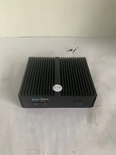 [254, 250, 253, 257] Celeron J3160 | 4GB DDR3 | 128GB SSD